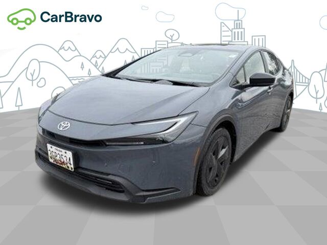 2025 Toyota Prius LE