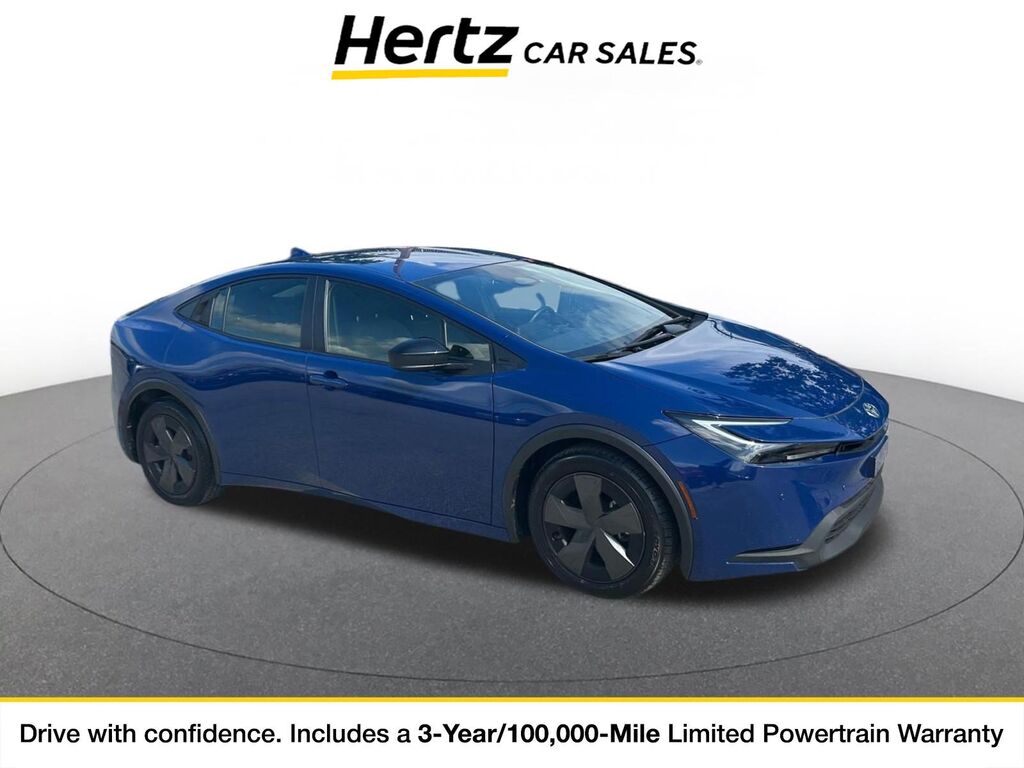 2025 Toyota Prius LE — photo 1 of 1