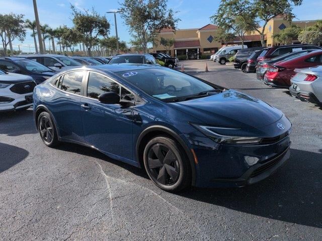 2024 Toyota Prius LE