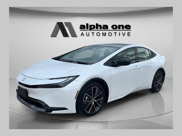 2025 Toyota Prius XLE