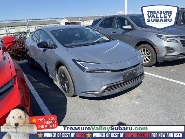 2025 Toyota Prius LE