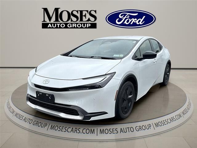 2024 Toyota Prius Prime SE