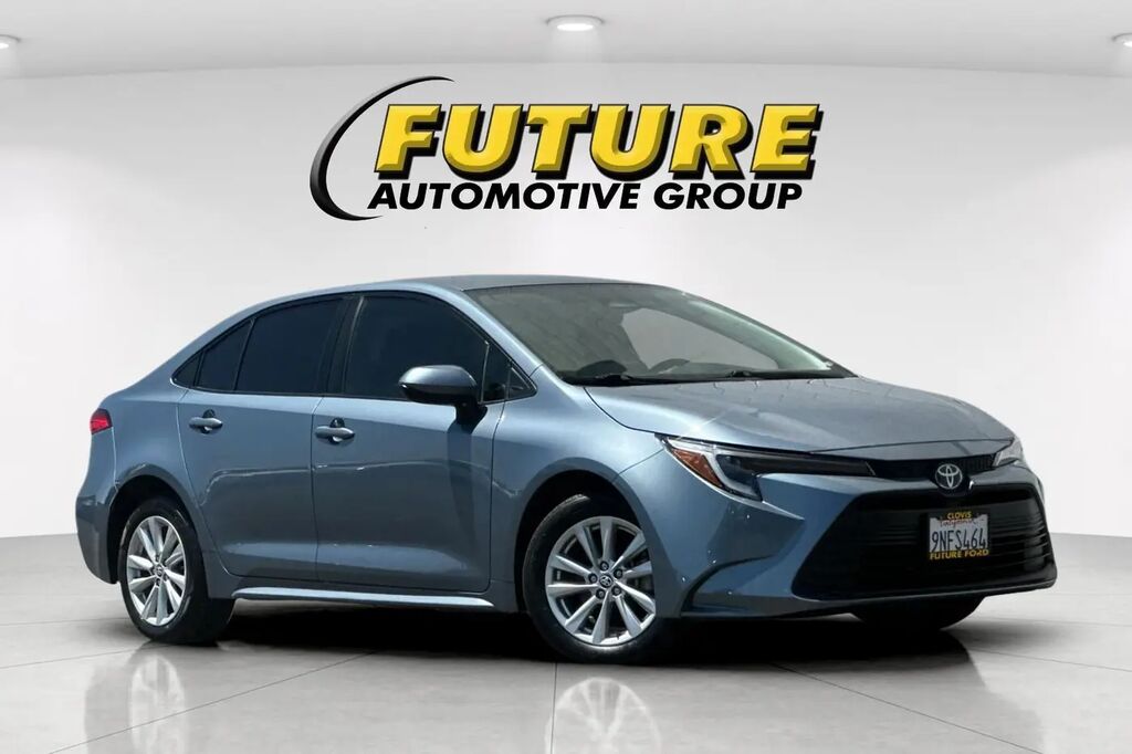 2024 Toyota Corolla Hybrid LE — photo 1 of 13
