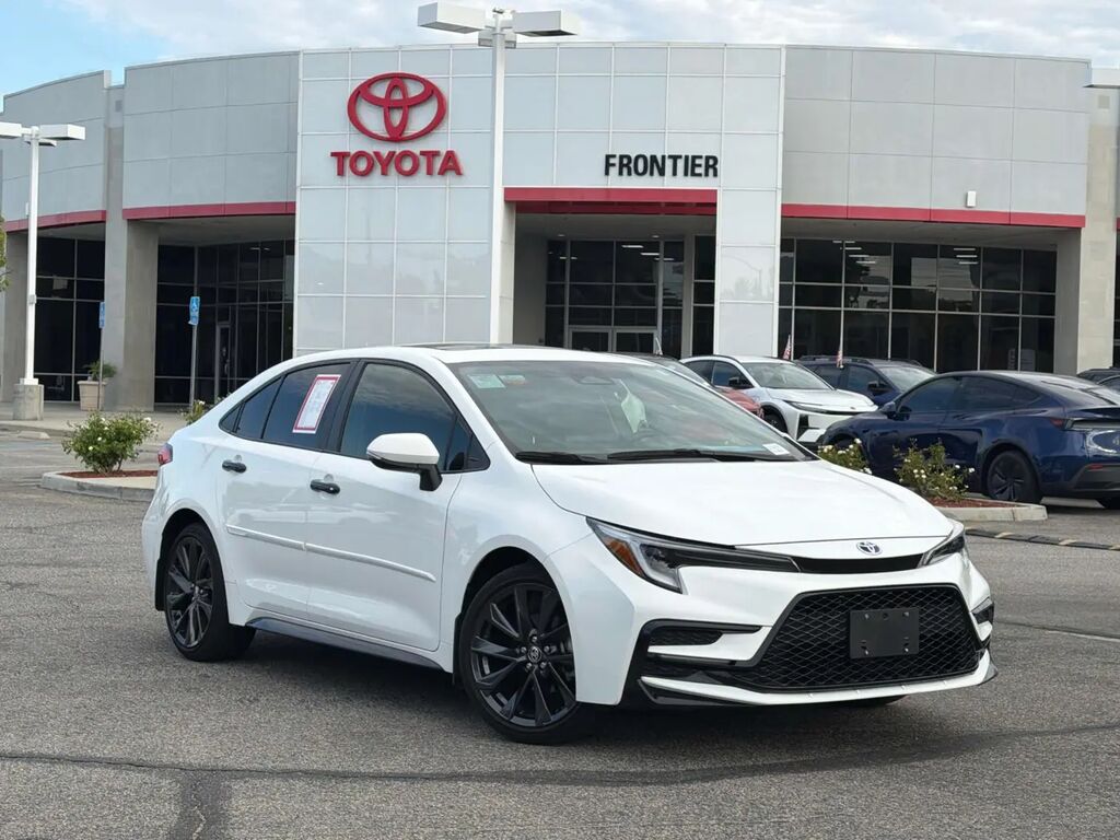 2024 Toyota Corolla Hybrid SE