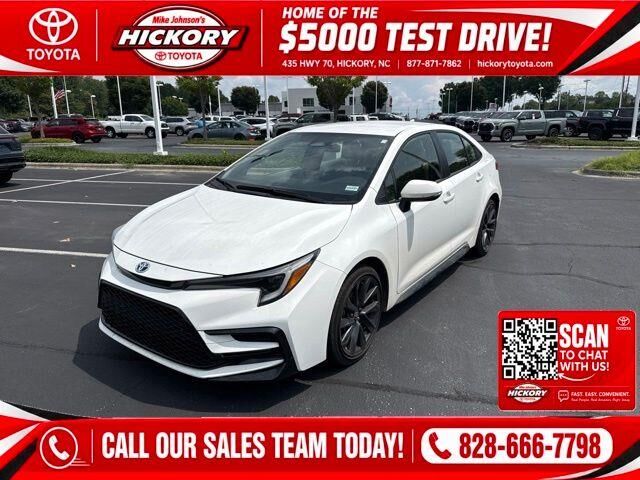 2025 Toyota Corolla Hybrid SE