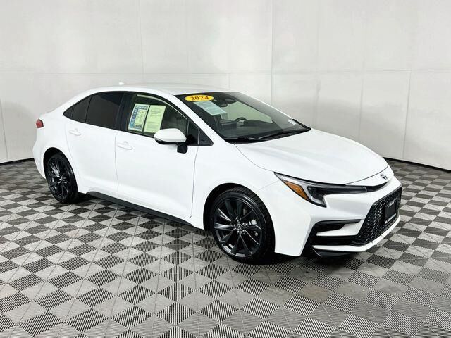 2024 Toyota Corolla Hybrid SE — photo 1 of 13