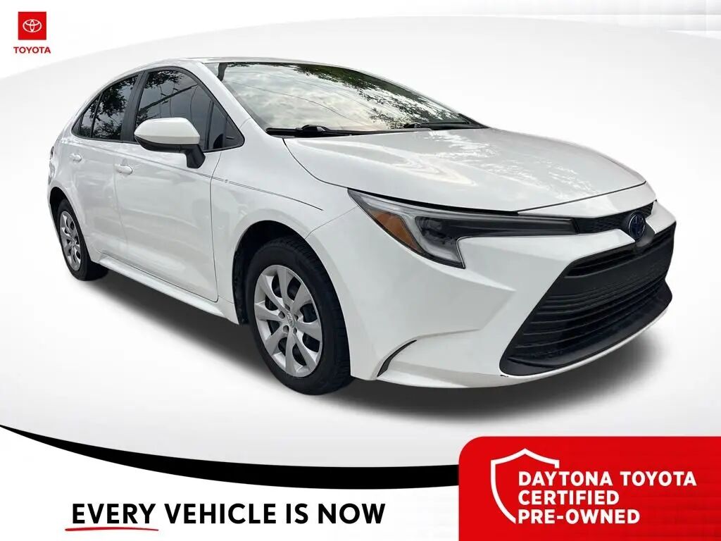 2024 Toyota Corolla Hybrid LE — photo 1 of 4