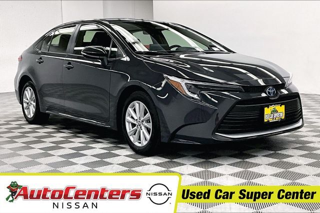2025 Toyota Corolla XLE