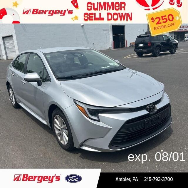 2026 Toyota Corolla Hybrid LE