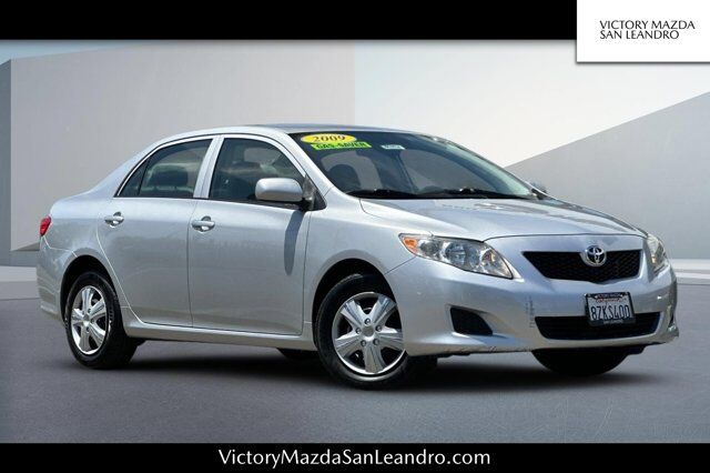 2009 Toyota Corolla LE — photo 1 of 12
