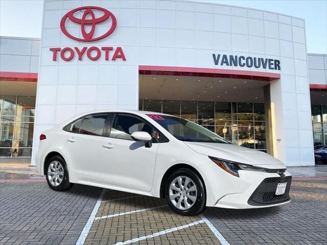 2022 Toyota Corolla LE — photo 1 of 1