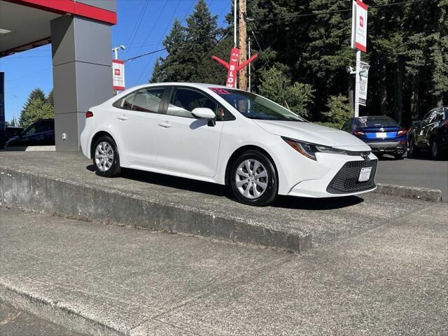 2022 Toyota Corolla LE