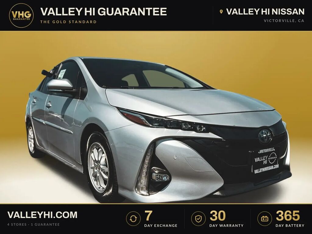 2021 Toyota Prius Prime Limited — photo 1 of 13