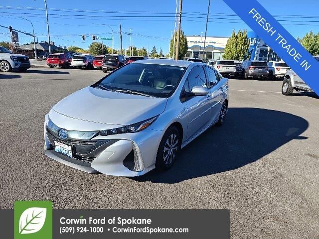2022 Toyota Prius Prime LE