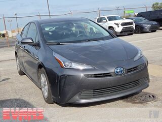 2022 Toyota Prius LE