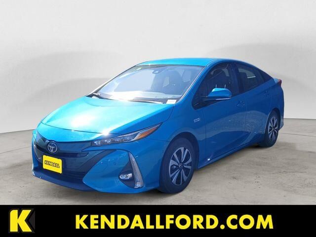 2017 Toyota Prius Prime Advanced — photo 1 of 13