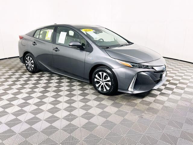 2020 Toyota Prius Prime LE — photo 1 of 1