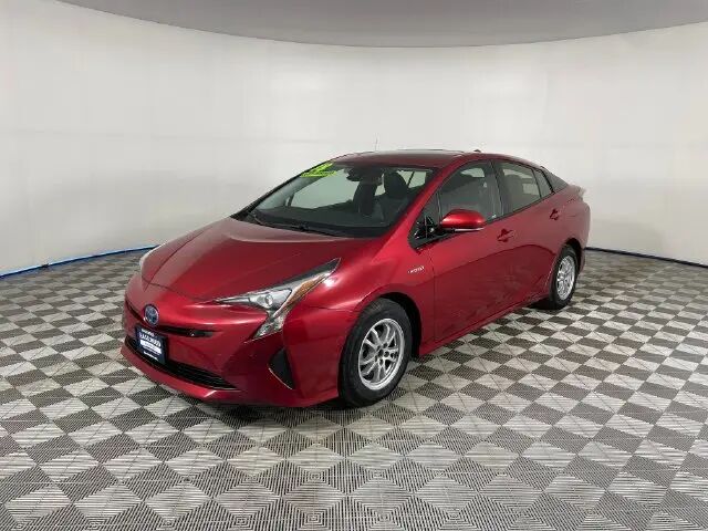 2018 Toyota Prius Four — photo 1 of 13