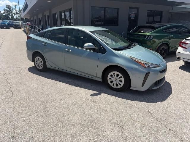 2020 Toyota Prius L Eco