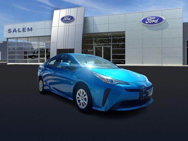 2020 Toyota Prius LE