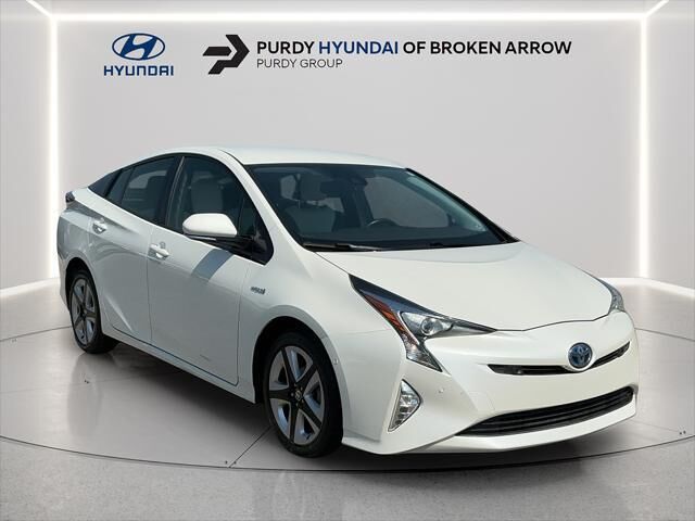 2017 Toyota Prius Four Touring