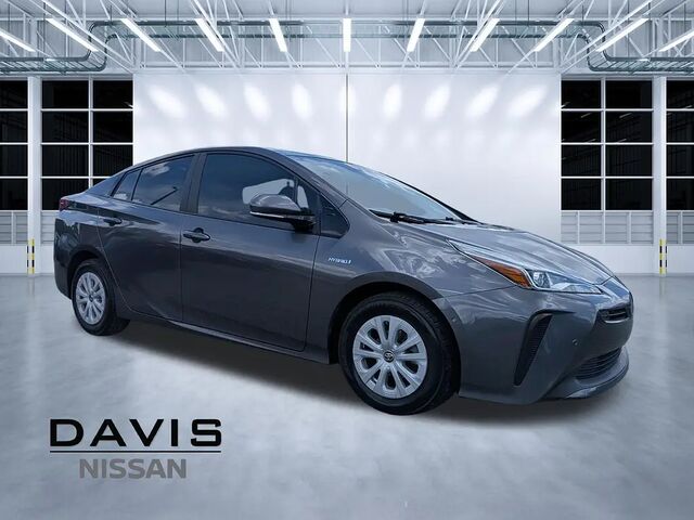 2019 Toyota Prius L Eco