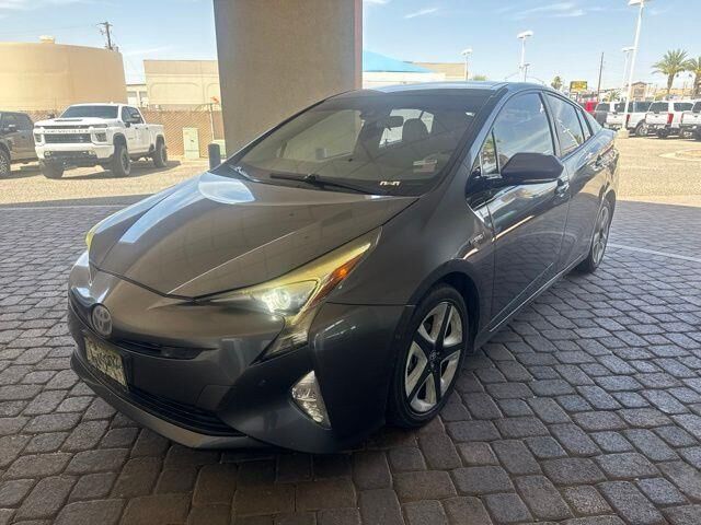 2017 Toyota Prius Three Touring
