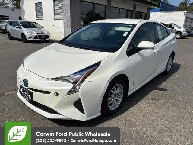 2018 Toyota Prius Two — photo 1 of 13