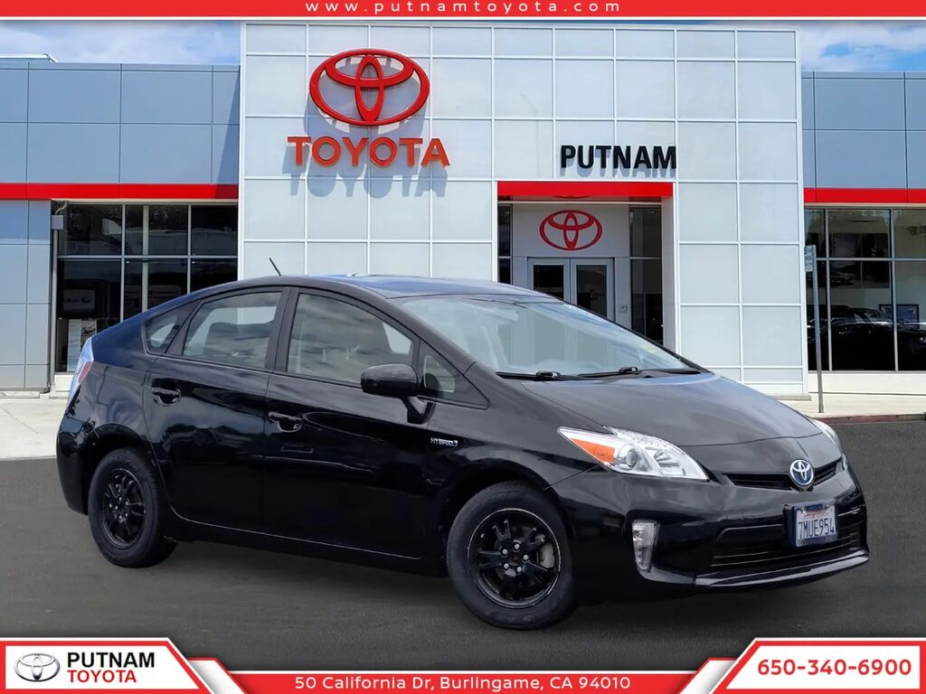 2015 Toyota Prius One — photo 1 of 13