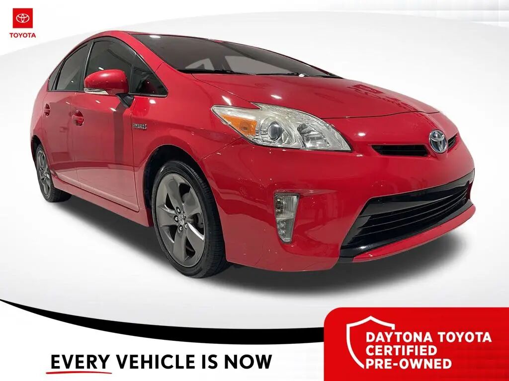 2015 Toyota Prius Persona Series — photo 1 of 13