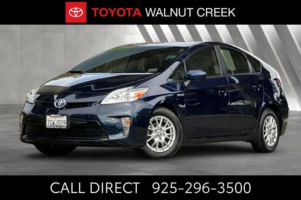 2014 Toyota Prius Four — photo 1 of 13