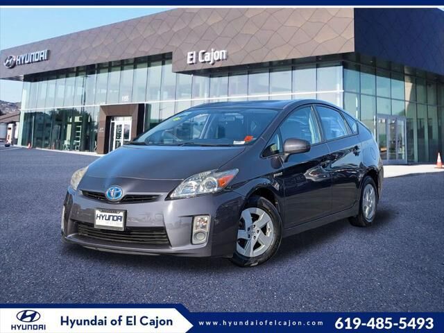 2011 Toyota Prius Two
