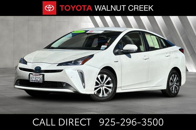 2022 Toyota Prius XLE AWD-e