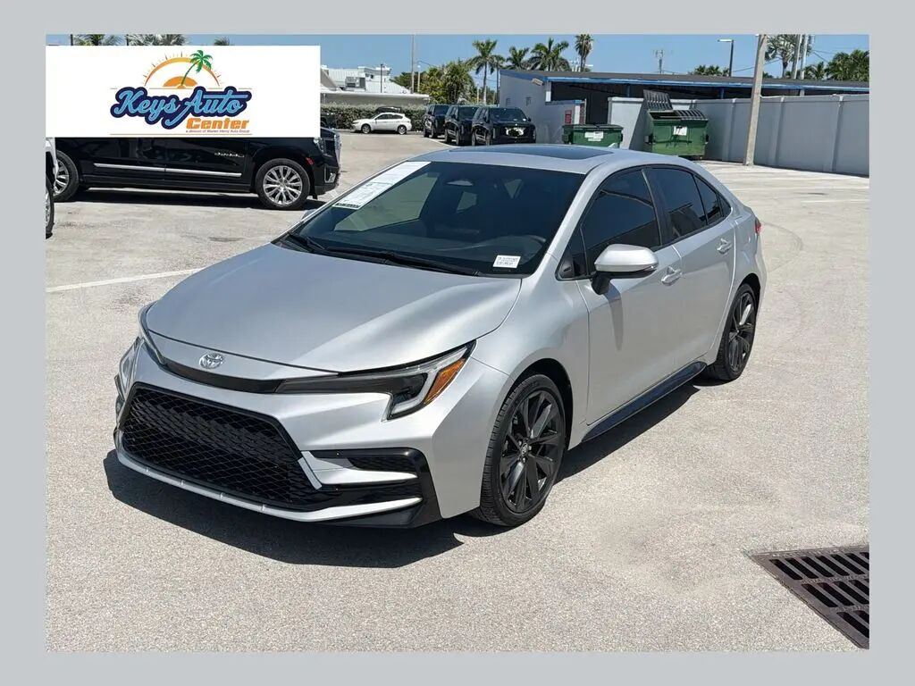 2023 Toyota Corolla SE — photo 1 of 9