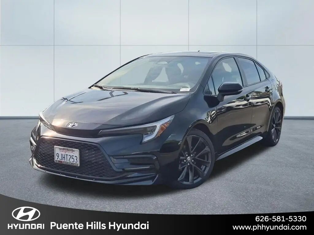 2024 Toyota Corolla SE — photo 1 of 13