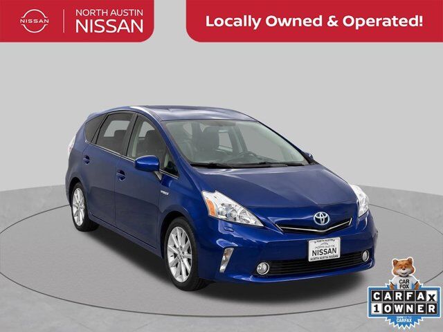 2013 Toyota Prius v Five