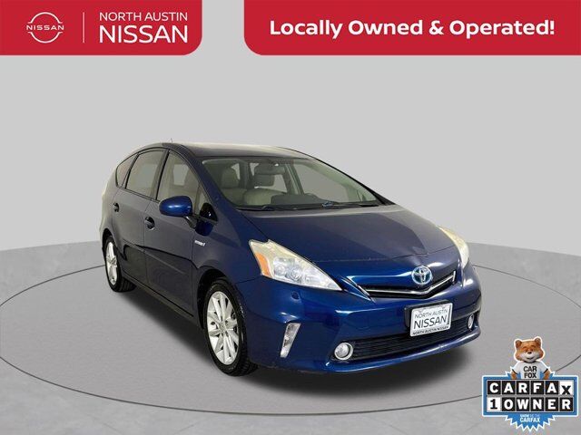 2013 Toyota Prius v Five