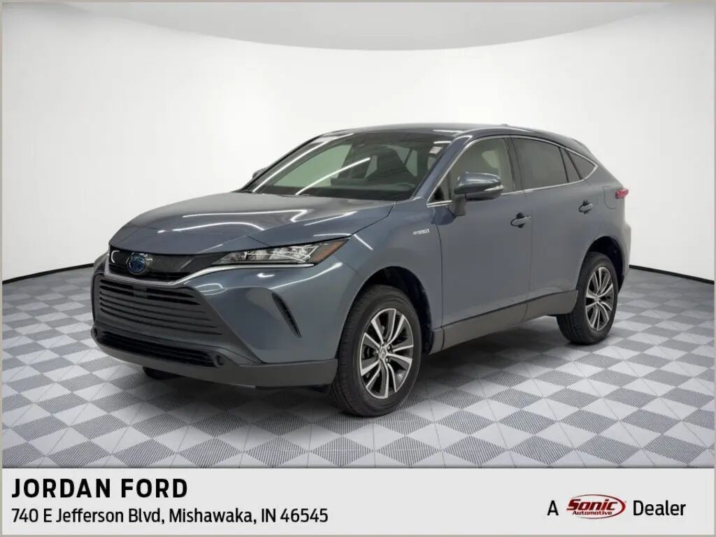 2021 Toyota Venza LE — photo 1 of 13