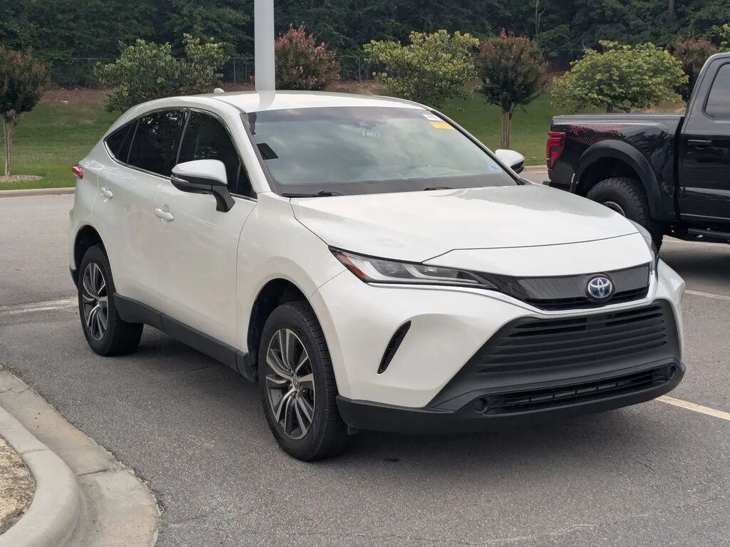 2023 Toyota Venza LE
