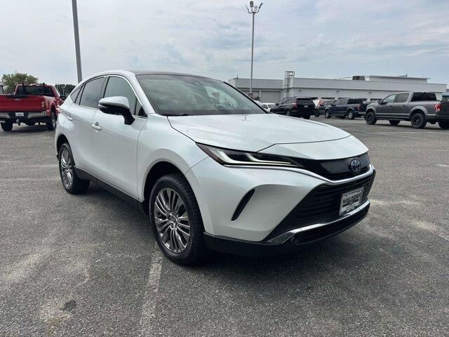 2023 Toyota Venza LE