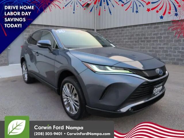 2024 Toyota Venza LE — photo 1 of 13