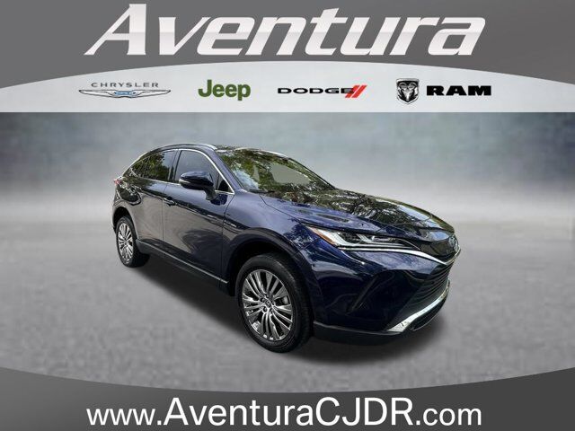 2023 Toyota Venza XLE