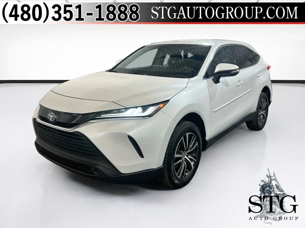 2024 Toyota Venza LE — photo 1 of 13