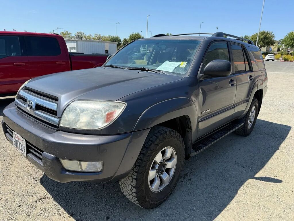 2005 Toyota 4Runner SR5 — photo 1 of 13