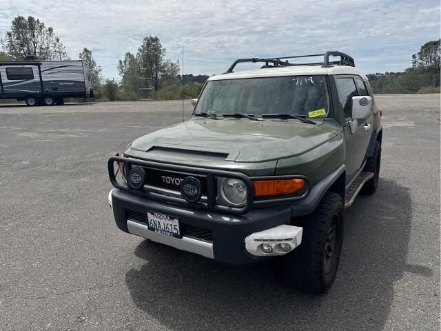 2010 Toyota FJ Cruiser Base