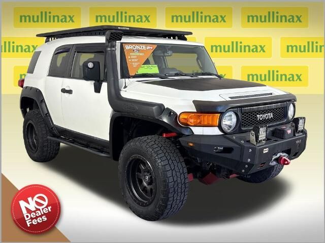 2014 Toyota FJ Cruiser Base