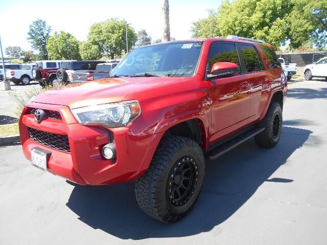 2018 Toyota 4Runner SR5