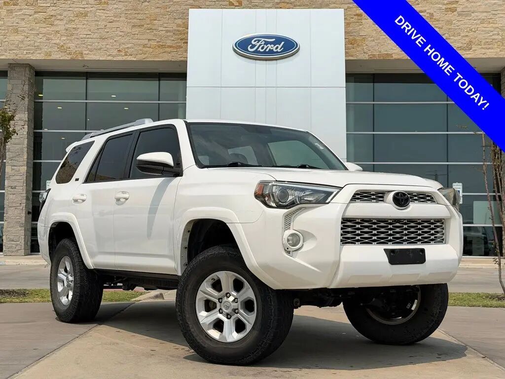 2016 Toyota 4Runner SR5 — photo 1 of 13