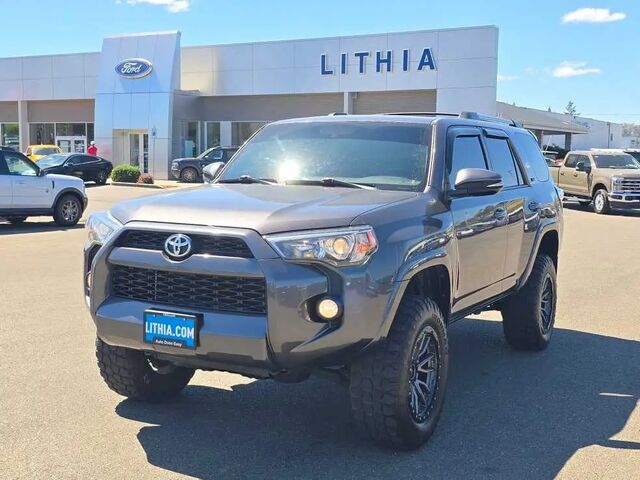 2019 Toyota 4Runner SR5 Premium — photo 1 of 13