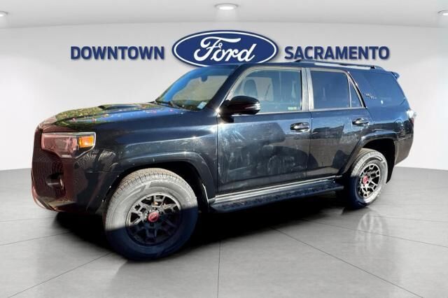 2020 Toyota 4Runner SR5